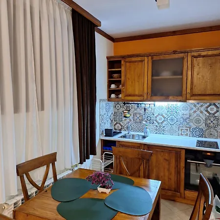 Апартаменти Slopes View Private - Luxury In The 4-star St Ivan Rilski Complex *